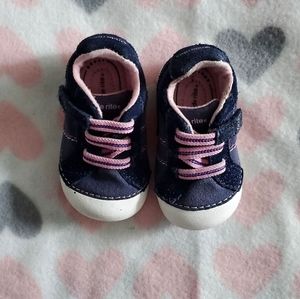 Baby shoes